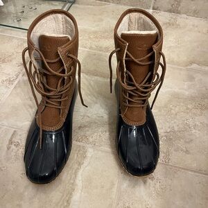 Like brand new winter boots